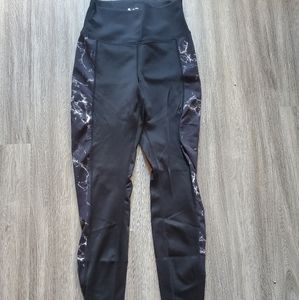 Buffbunny Black Marble Leggings